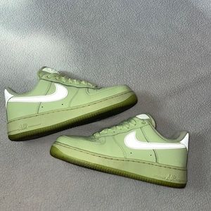 7.5 Barely Volt Wmns Air Force 1 ‘07 ESS